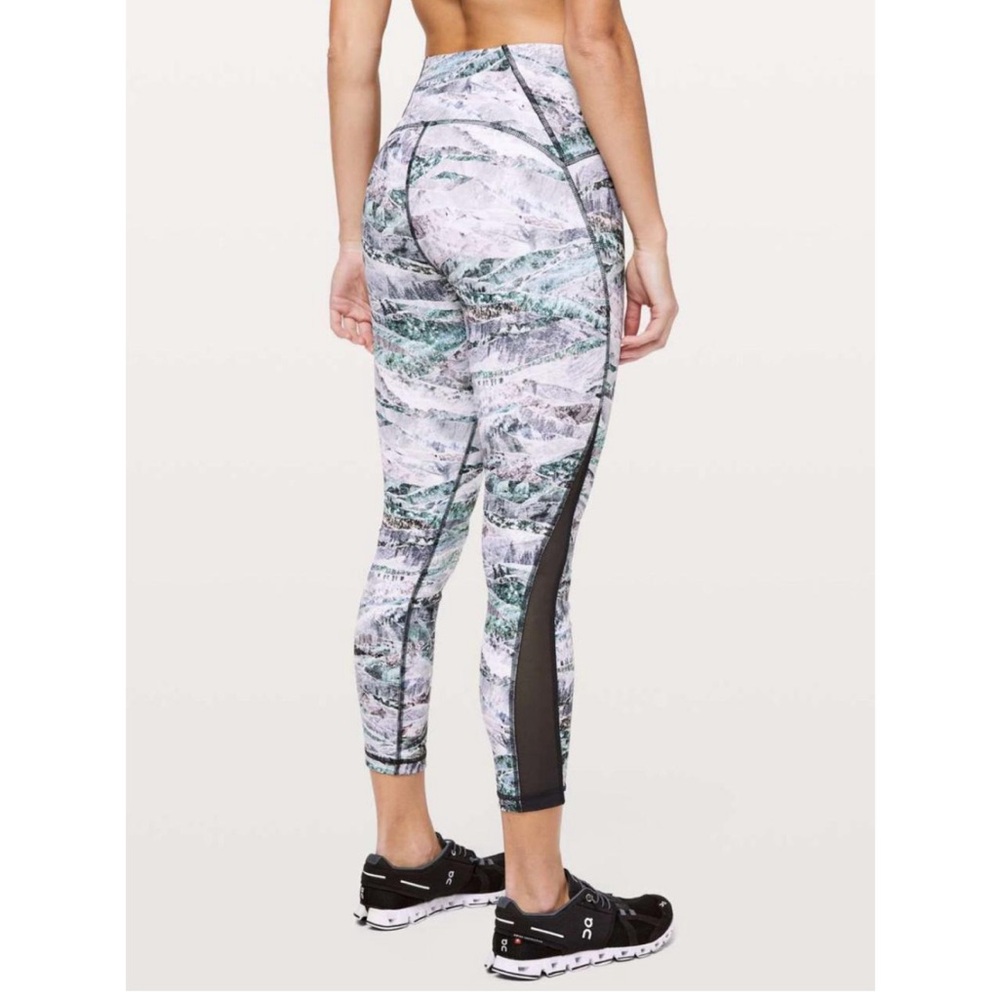 Lululemon Wunder Under Times Leggings Size 6